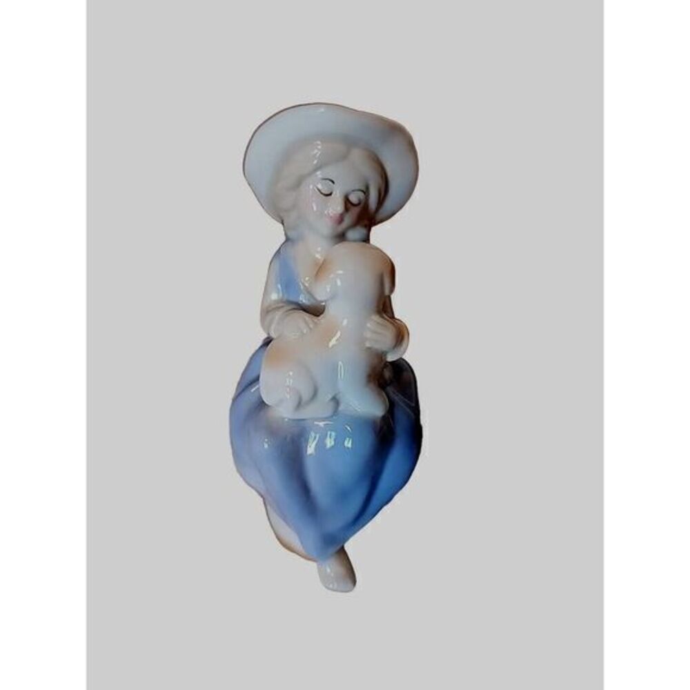 Beautiful Classic Porcelain Vintage Homco‎ Girl Holding Puppy Dog 4 1/2 inch